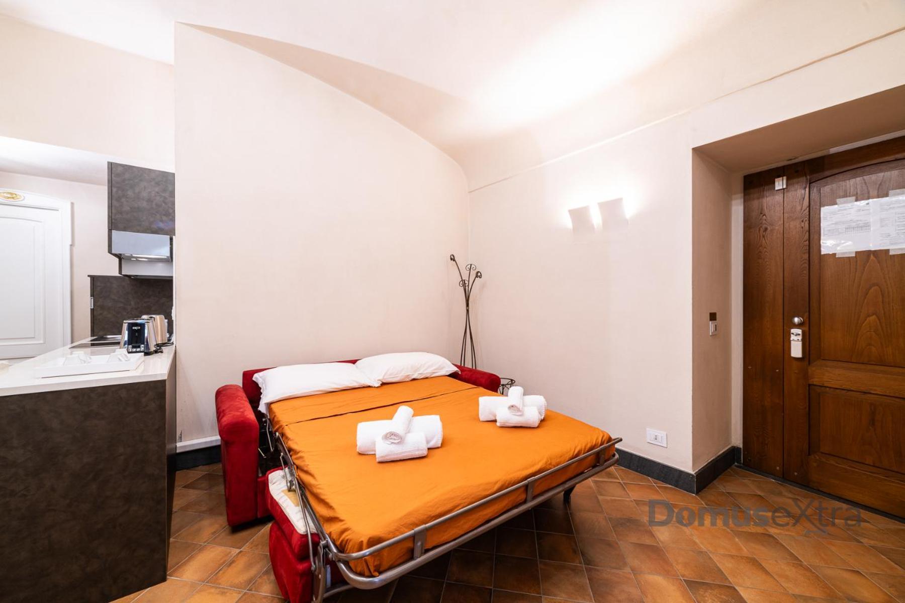 Piazza San Domenico Suite By Domusextra Наполи Екстериор снимка